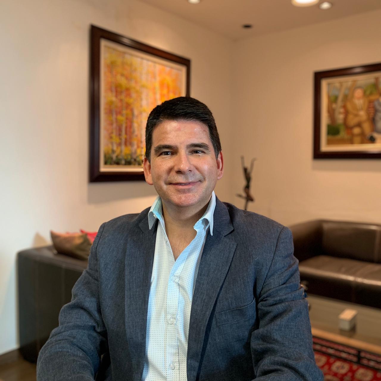 Mtro. José Enrique Guzmán Quiroga